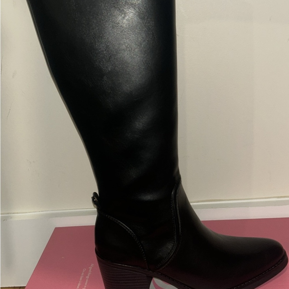 Iris Elegant Black Leather Heeled Boots